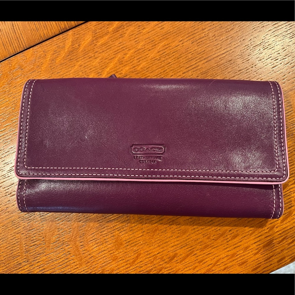 COPY - Coach wallet with checkbook holder